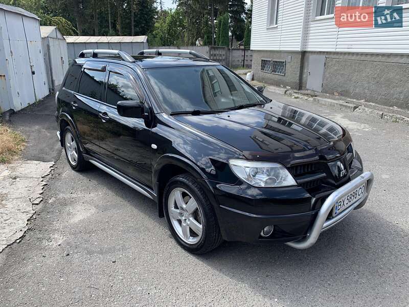 Mitsubishi Outlander (2007)