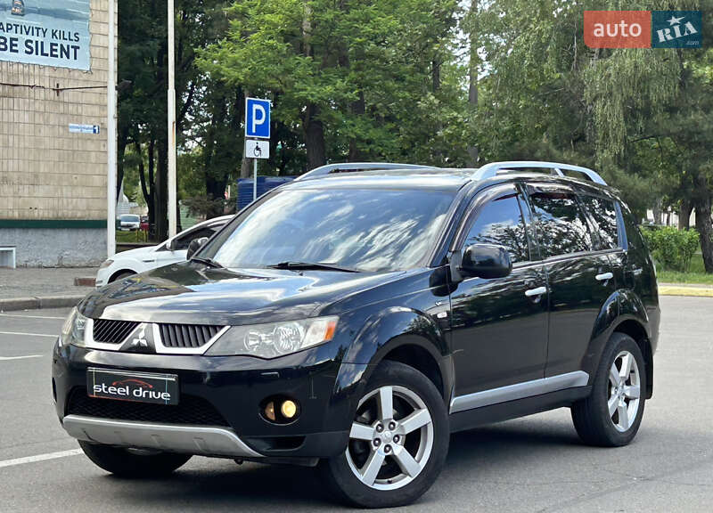 Mitsubishi Outlander (2008)