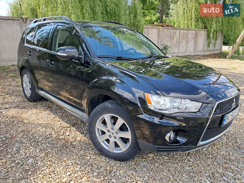 Mitsubishi Outlander (2010)