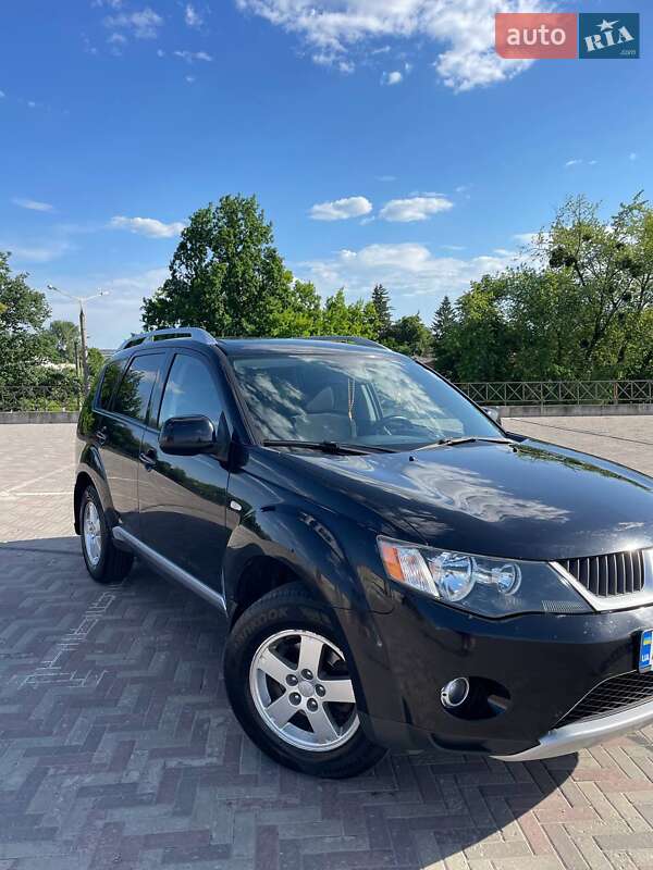 Mitsubishi Outlander (2008)