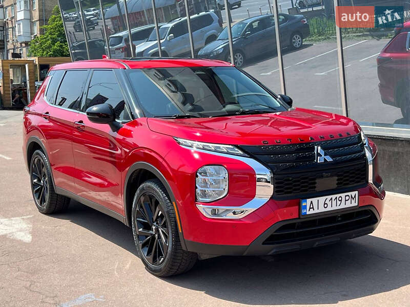 Mitsubishi Outlander (2021)