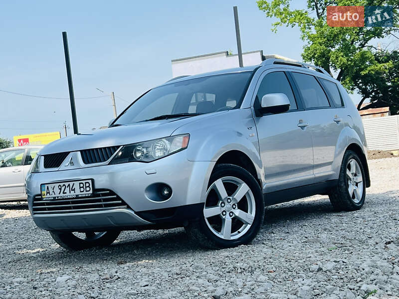 Mitsubishi Outlander (2007)