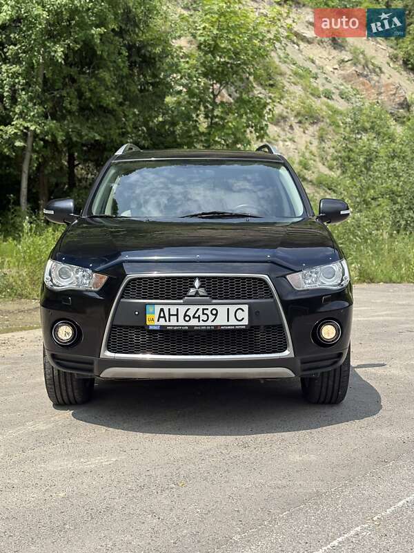 Mitsubishi Outlander (2010)