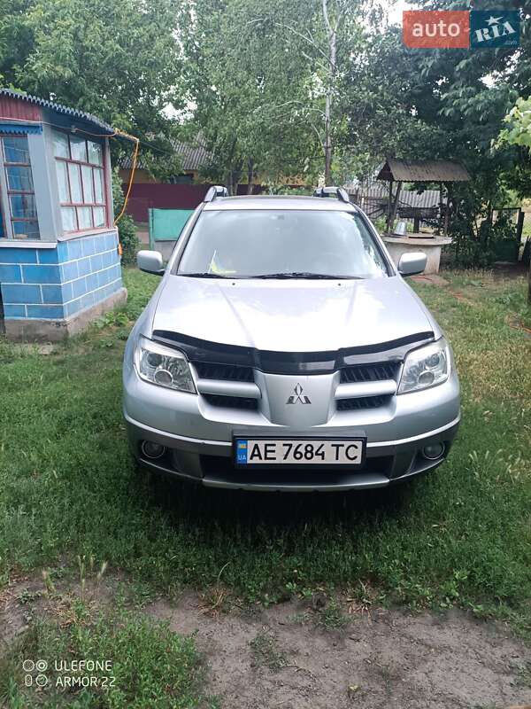 Mitsubishi Outlander (2007)