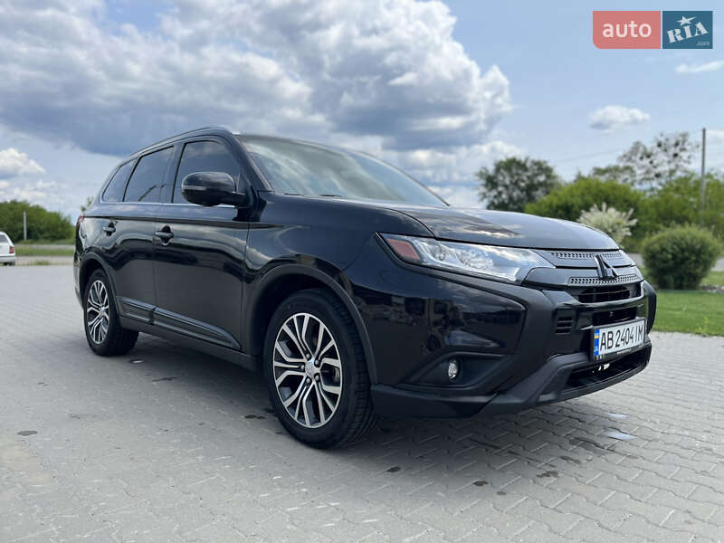 Mitsubishi Outlander (2018)