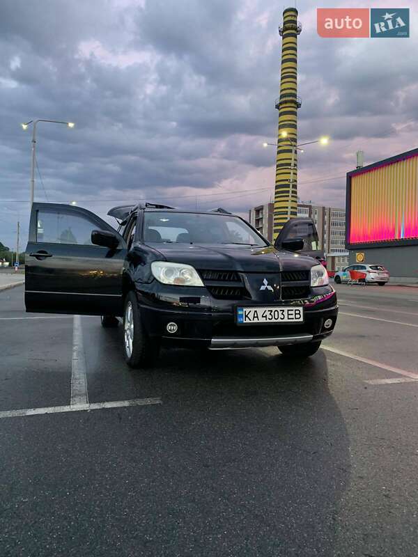 Mitsubishi Outlander (2008)