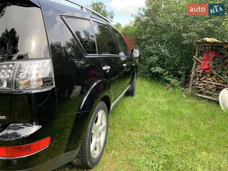 Mitsubishi Outlander (2007)