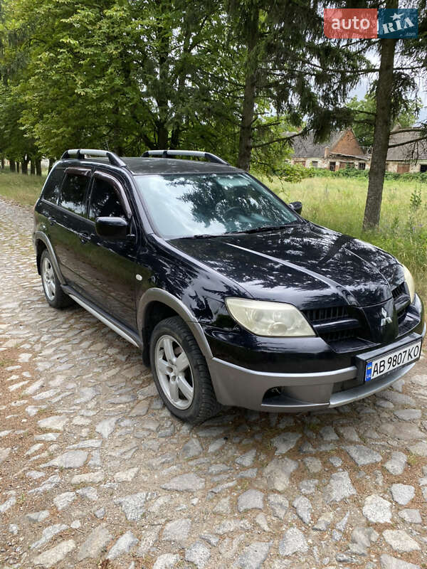 Mitsubishi Outlander (2005)