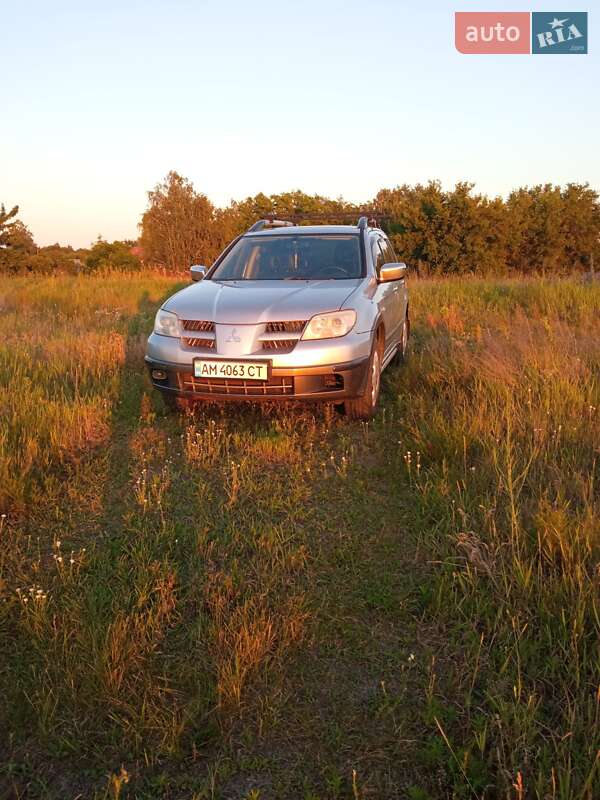 Mitsubishi Outlander (2006)