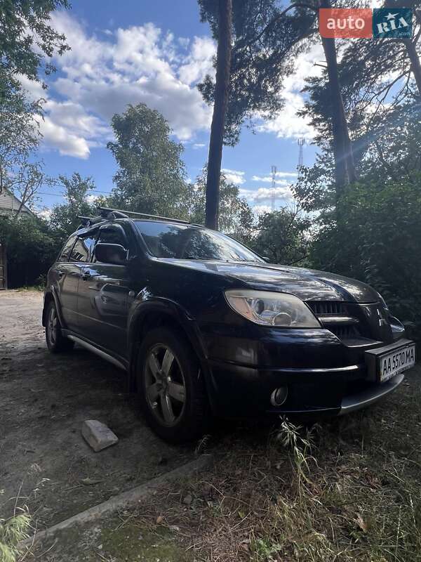 Mitsubishi Outlander (2007)