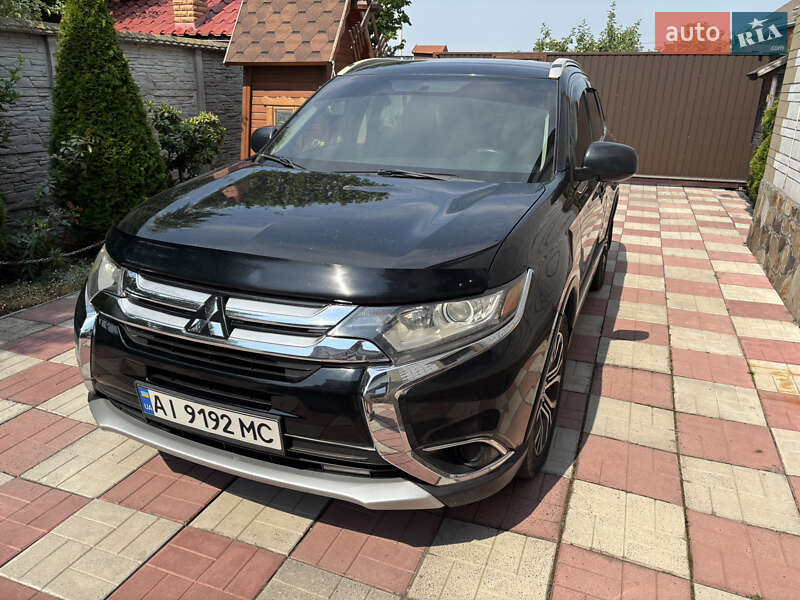 Mitsubishi Outlander (2018)