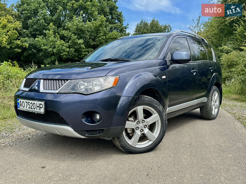 Mitsubishi Outlander (2008)