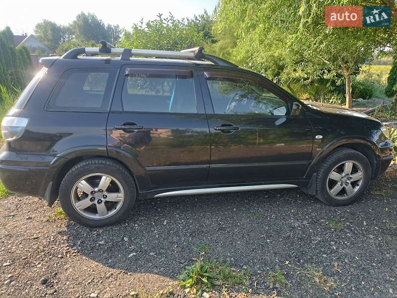 Mitsubishi Outlander (2006)