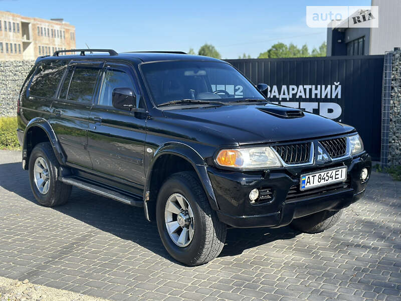 Mitsubishi Pajero sport (2006)