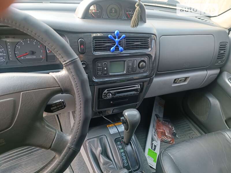 Mitsubishi Pajero sport (2007)
