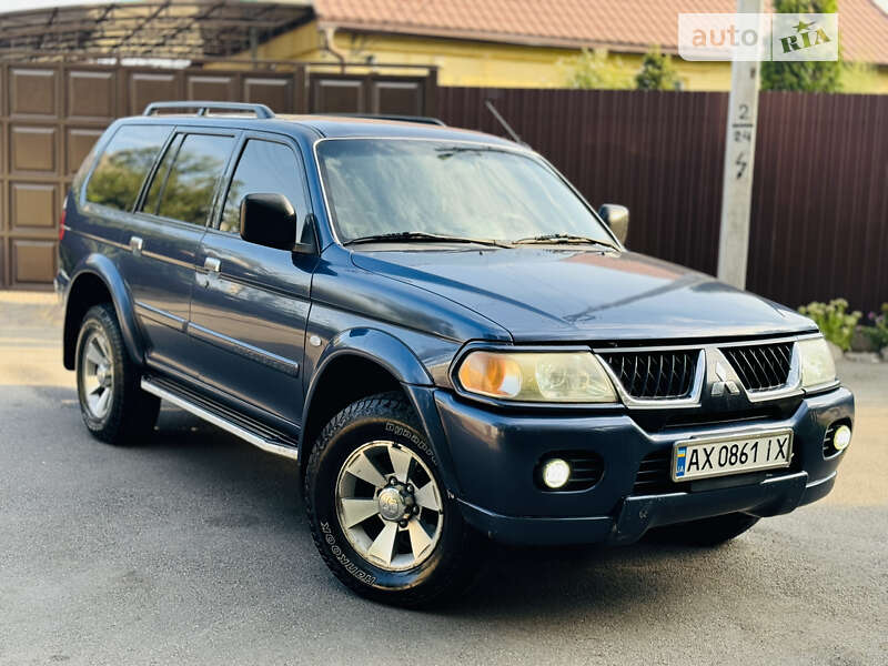 Mitsubishi Nativa (2008)