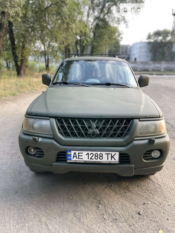 Mitsubishi Pajero sport (2001)