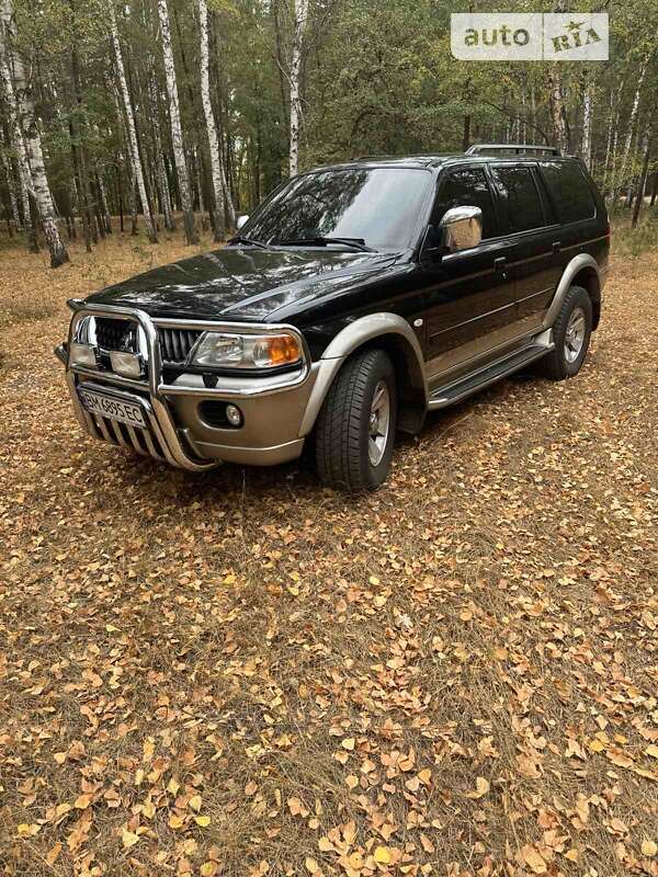 Mitsubishi Pajero sport (2005)