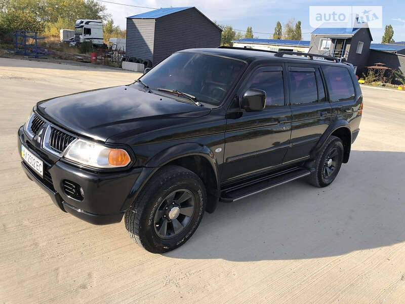 Mitsubishi Pajero sport (2007)