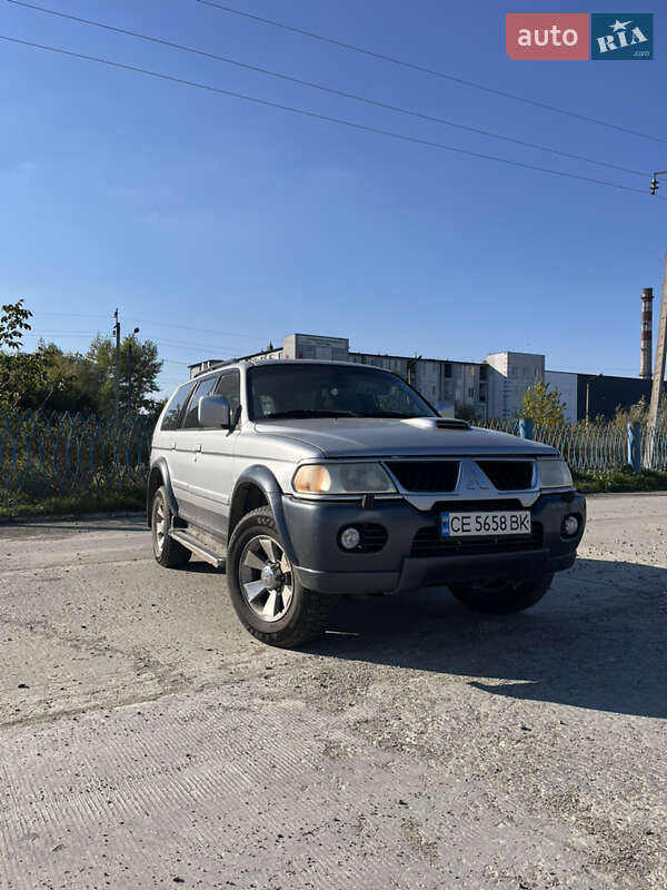 Mitsubishi Pajero sport (2005)