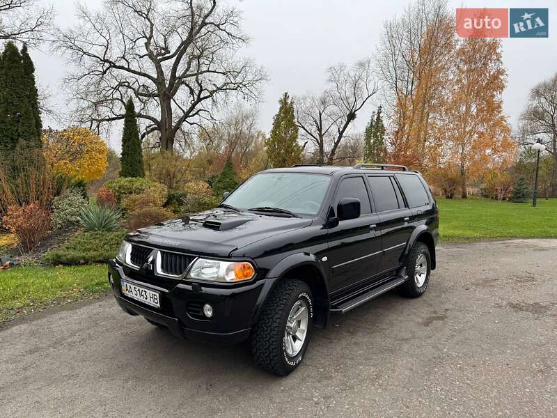Mitsubishi Pajero sport (2008)