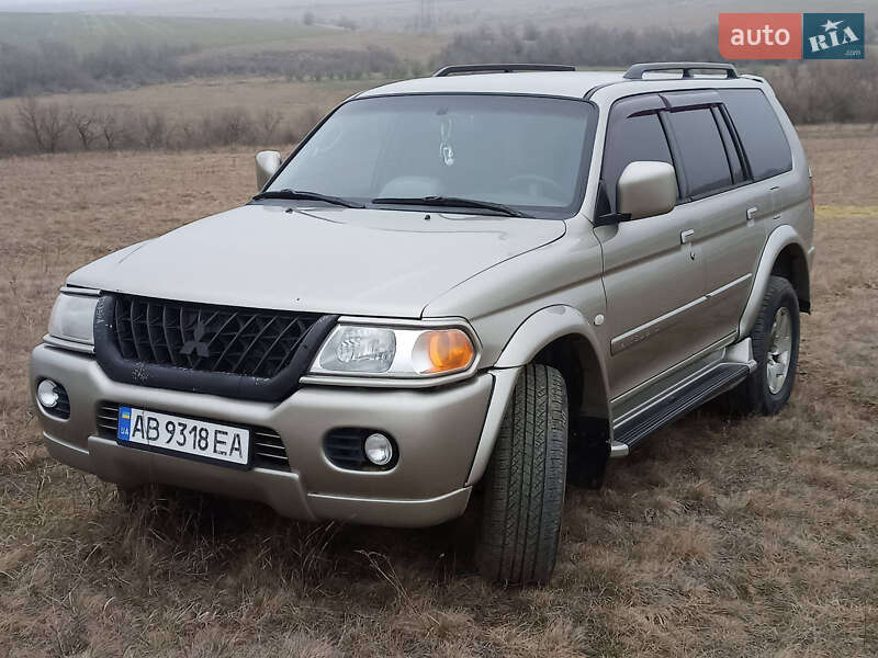 Mitsubishi Pajero sport (2006)
