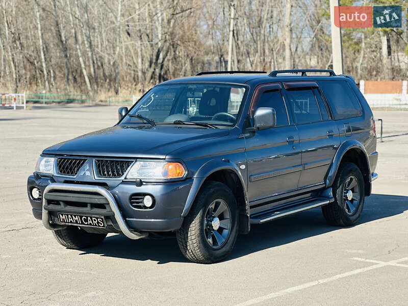 Mitsubishi Pajero sport (2007)