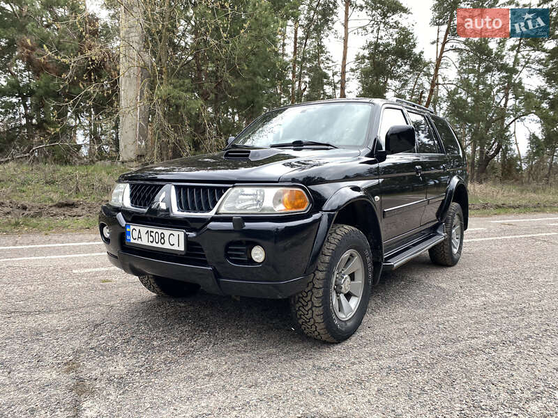 Mitsubishi Pajero sport (2008)