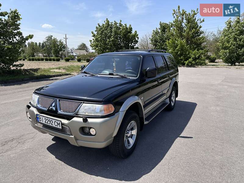 Mitsubishi Pajero sport (2006)