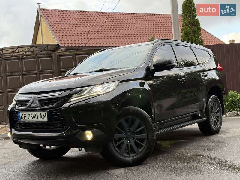 Mitsubishi Pajero sport (2019)
