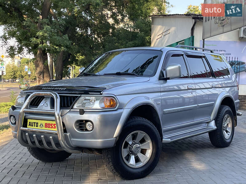 Mitsubishi Pajero sport (2006)