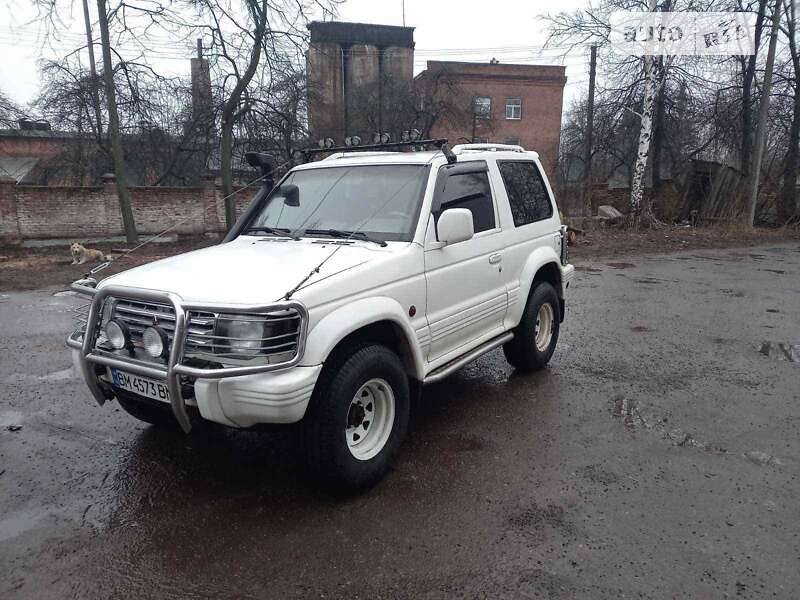 Mitsubishi Pajero (1991)