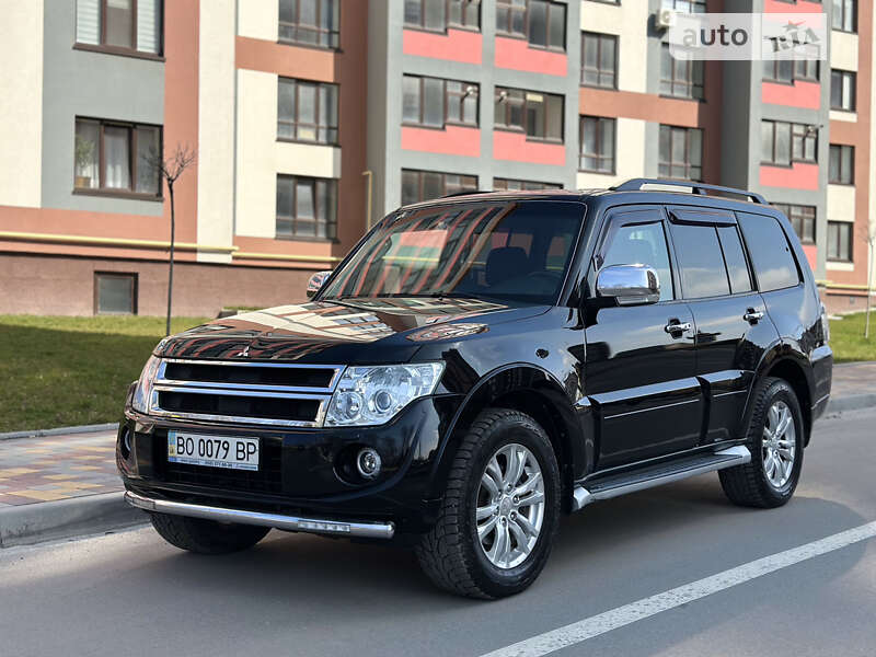 Mitsubishi Pajero (2014)