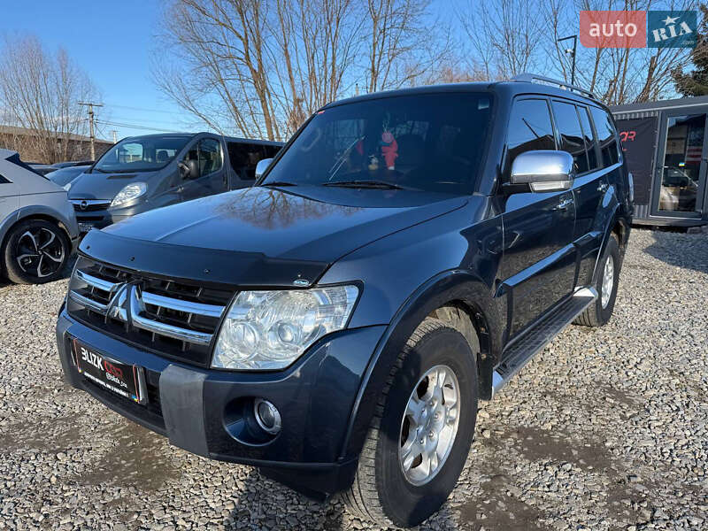 Mitsubishi Pajero (2007)