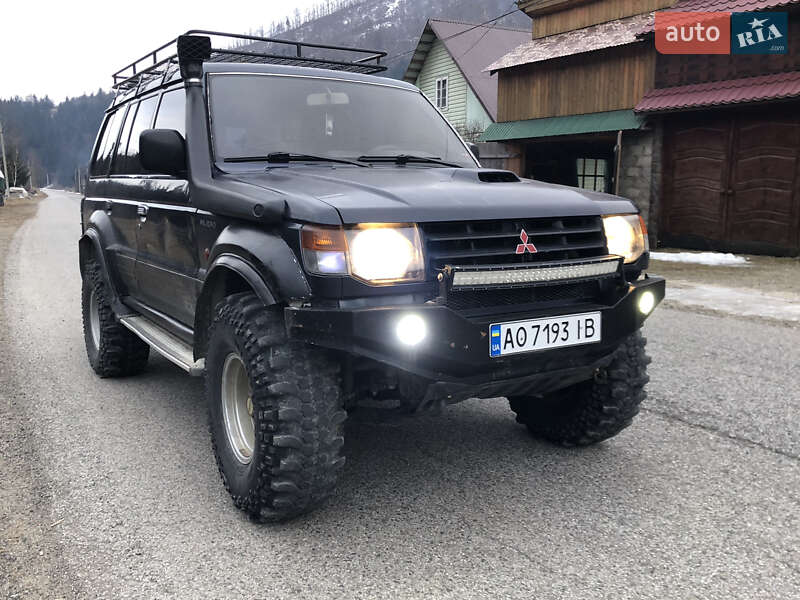 Mitsubishi Pajero (1994)