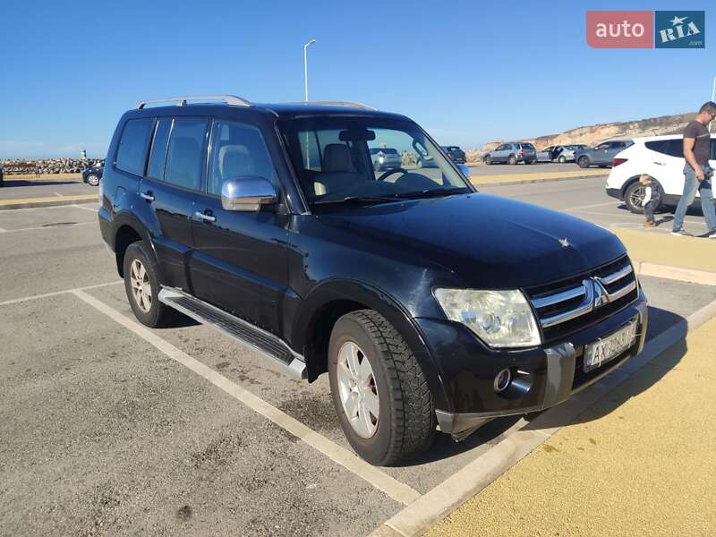 Mitsubishi Pajero (2007)