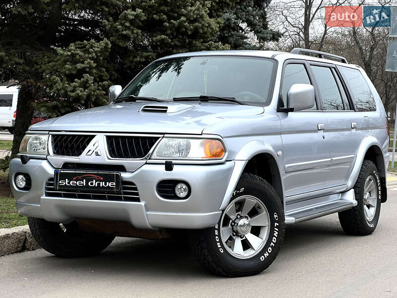 Mitsubishi Pajero (2008)