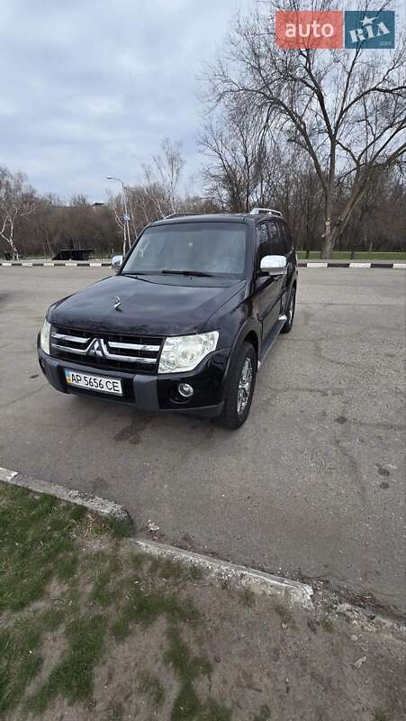 Mitsubishi Pajero (2007)