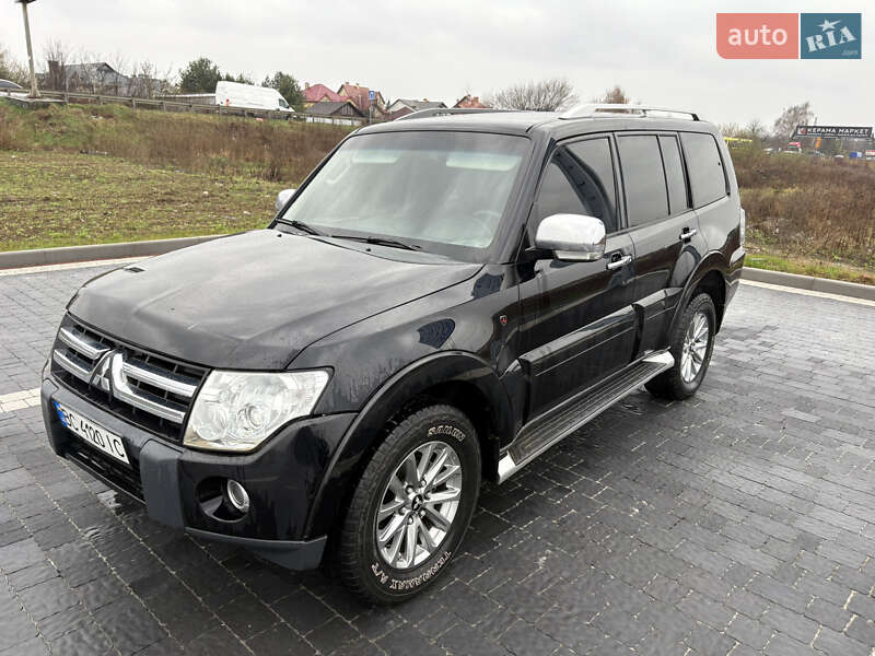 Mitsubishi Pajero (2007)