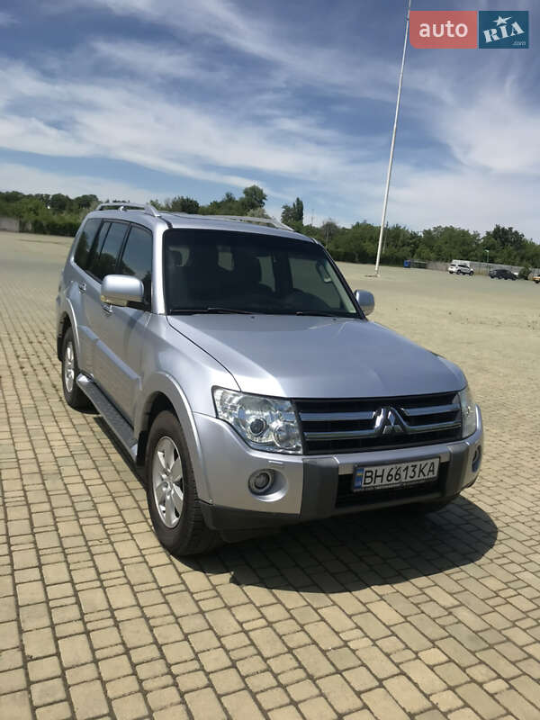 Mitsubishi Pajero (2007)