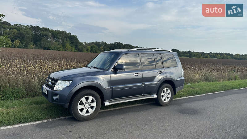 Mitsubishi Pajero (2007)
