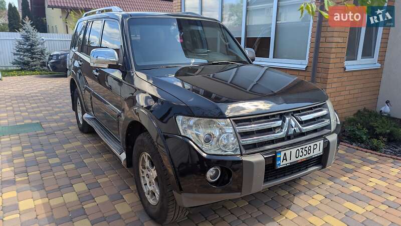 Mitsubishi Pajero (2007)