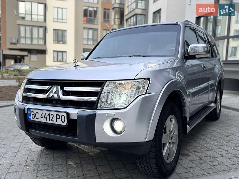 Mitsubishi Pajero (2007)