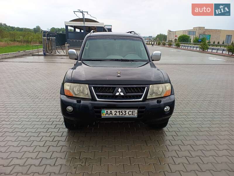 Mitsubishi Pajero (2006)