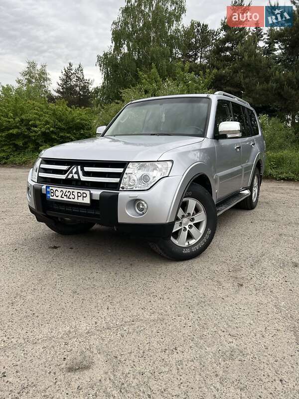 Mitsubishi Pajero (2007)