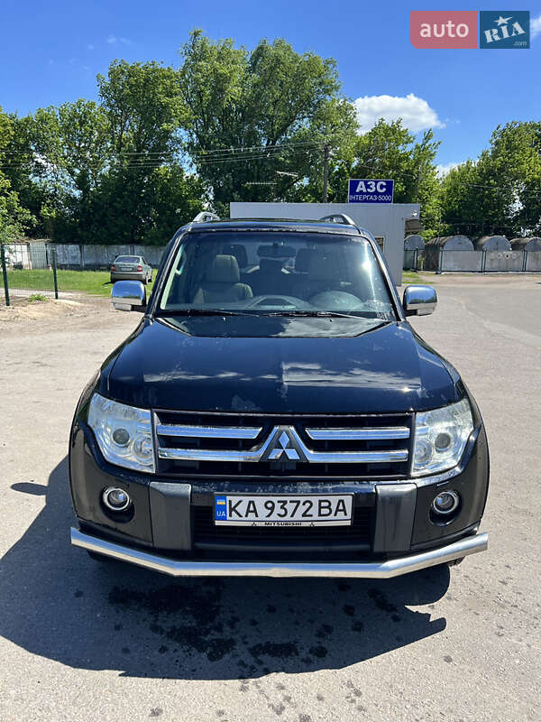 Mitsubishi Pajero (2007)