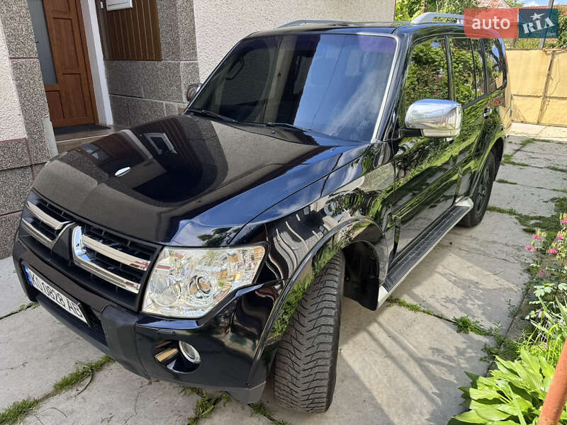 Mitsubishi Pajero (2007)