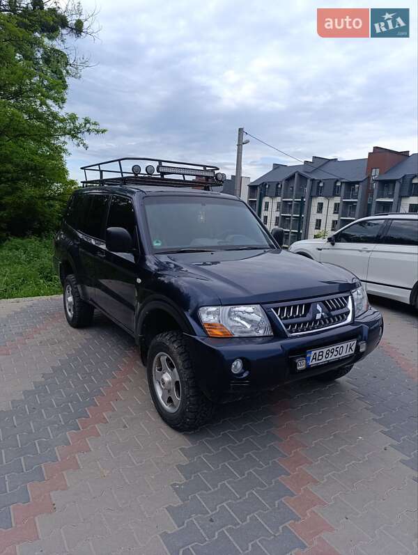 Mitsubishi Pajero (2005)