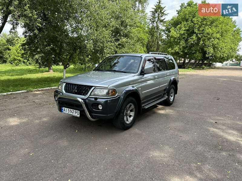 Mitsubishi Pajero (2005)