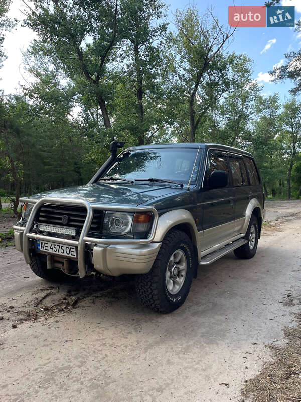 Mitsubishi Pajero (1993)